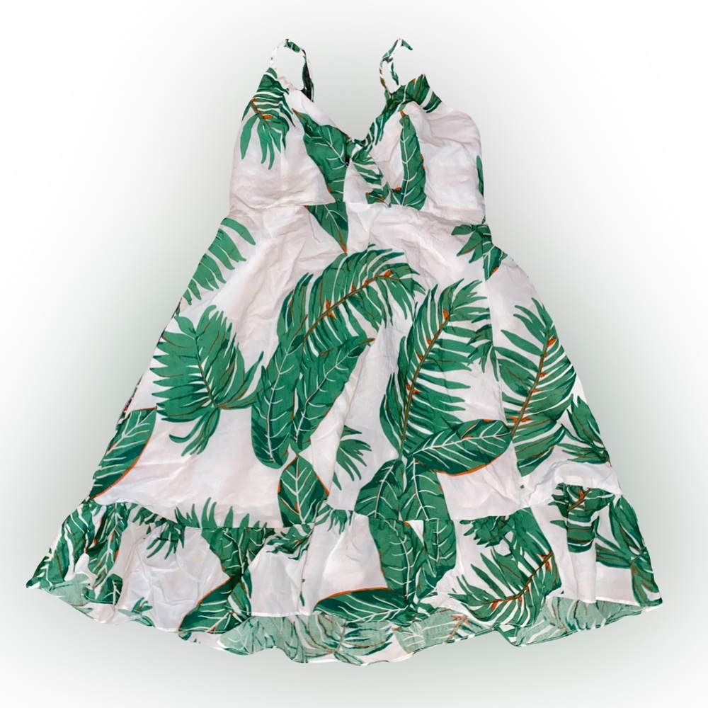 NWOT AAKA GREEN & WHITE PALM LEAF PRINT MINI SUNDRESS // SIZE MEDIUM🌴